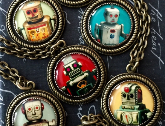 Selena Robot Buttons cropped