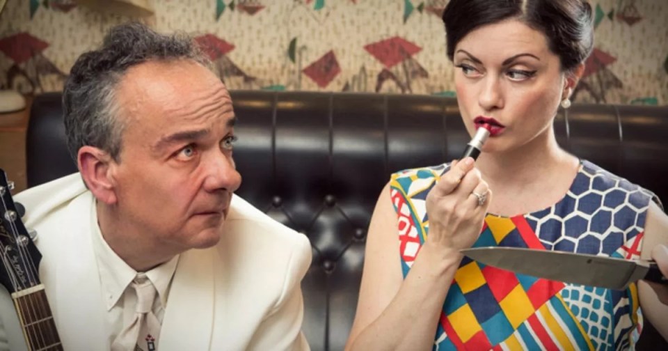 She Hates Me CD Color